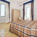 Giusto 5* Barano dʼIschia