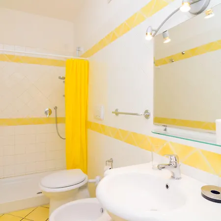 Giusto 巴拉诺迪斯基亚