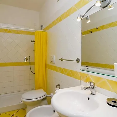 Giusto Otel Barano dʼIschia