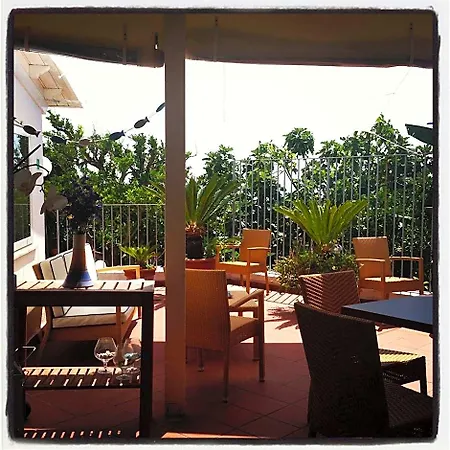 Giusto 5* Barano dʼIschia