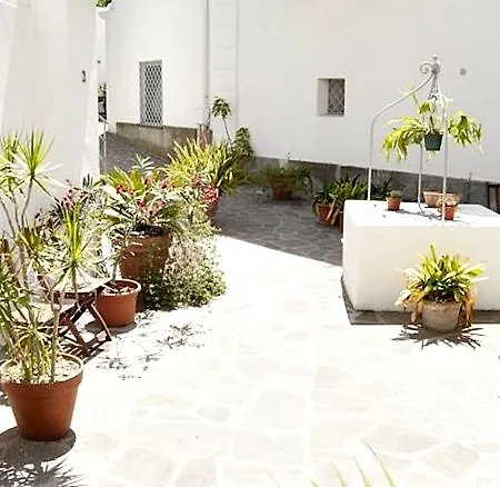Giusto Barano d'Ischia