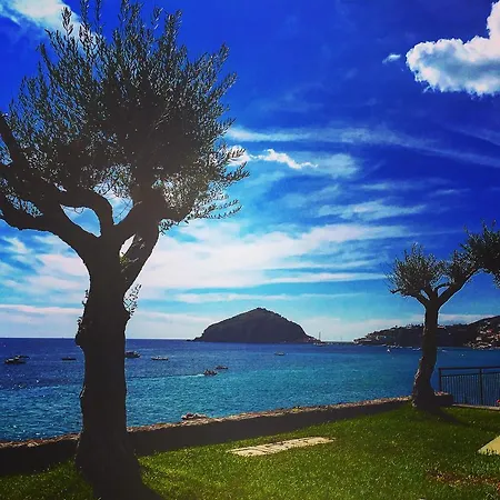 Giusto 3* Barano d'Ischia