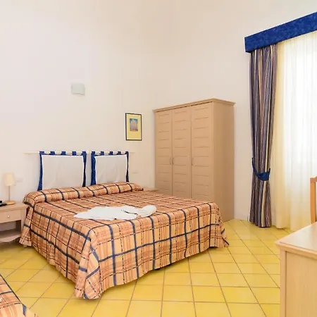 Giusto Otel Barano dʼIschia