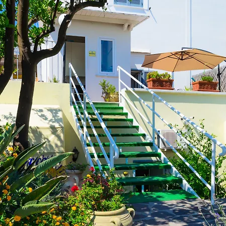 Giusto 3* Barano dʼIschia