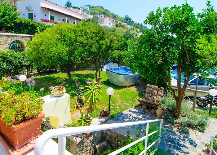 Giusto 5* Barano dʼIschia