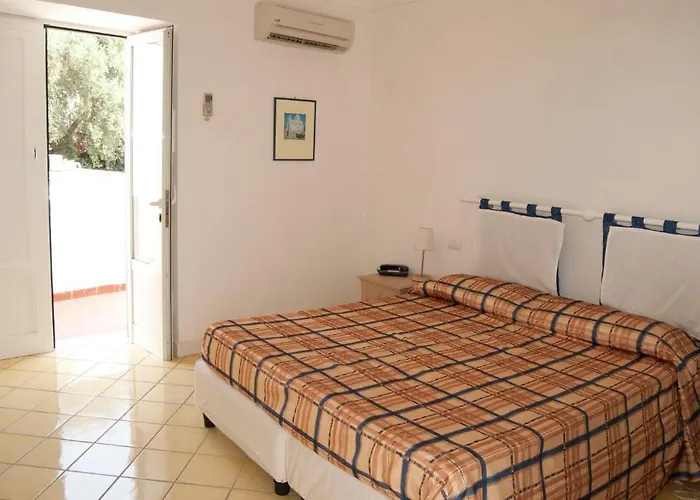 Giusto 5* Barano dʼIschia